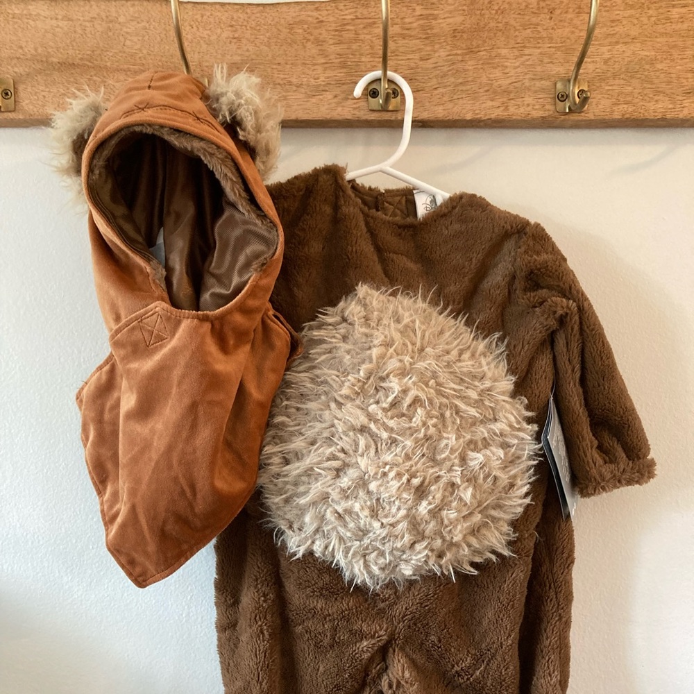 Star Wars Ewok baby costume, NWT, Disney brand